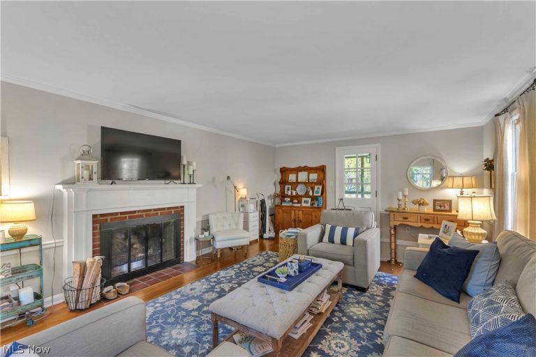 28405 Lincoln Road, Bay Village, OH - Photo 4