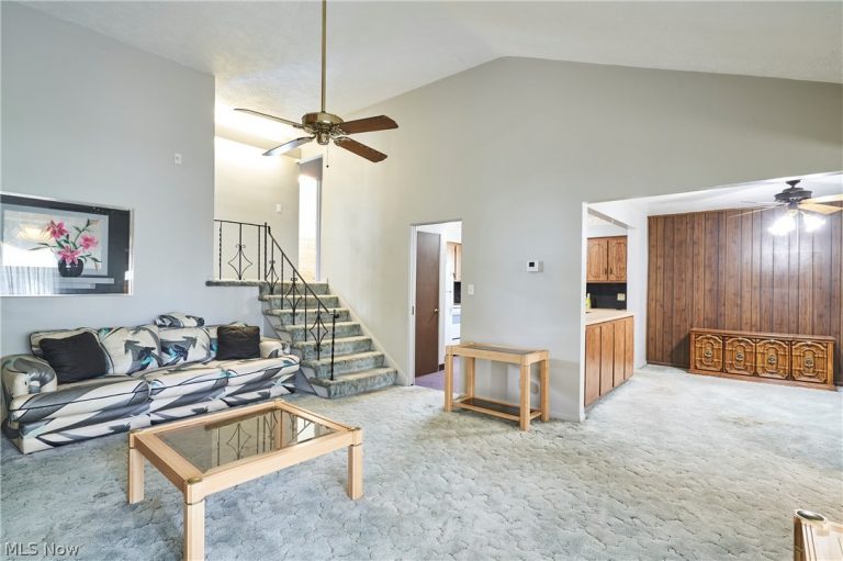 7322 Markal Drive, Middleburg Heights, OH - Photo 4