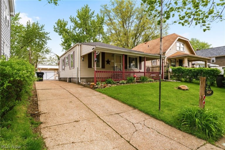 457 9th Street, Elyria, OH - Photo 3