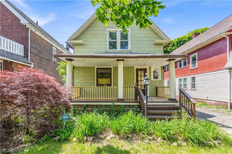 2652 115th Street, Cleveland, OH - Photo 2