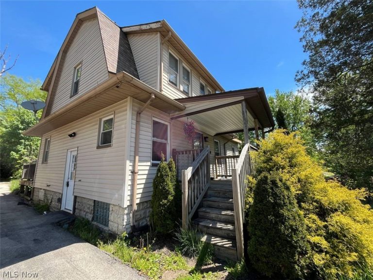 94 Beechwood Drive, Youngstown, OH - Photo 3