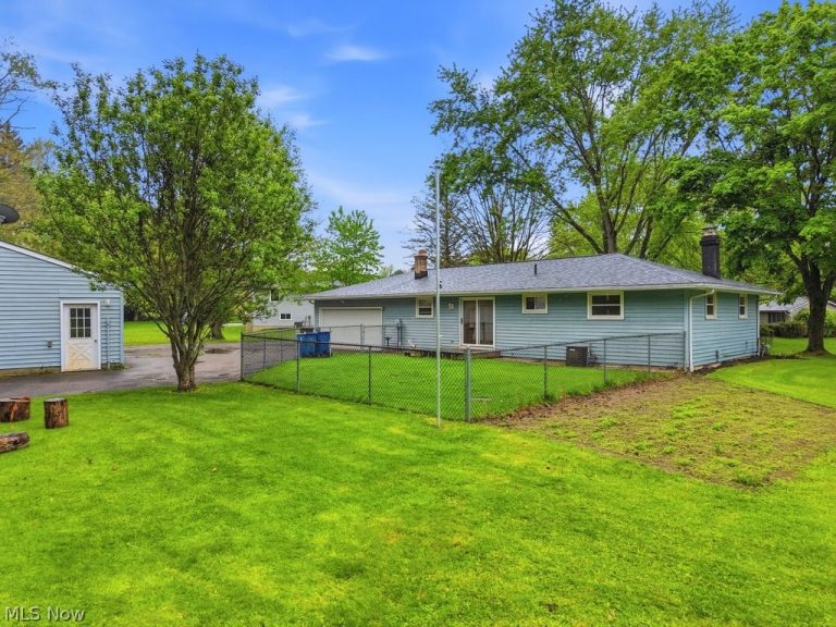 6160 Coyla Avenue, Canal Fulton, OH - Photo 4