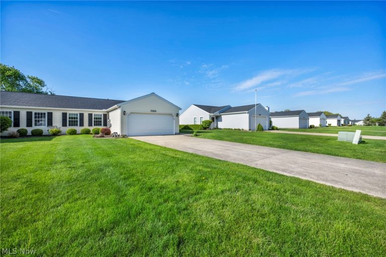 7300 Olde Farm Lane, Mentor, OH - Photo 4