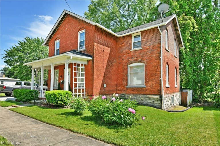 315 Park Avenue, Niles, OH - Photo 3