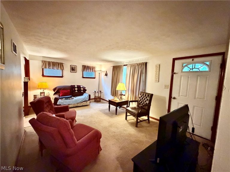 180 Winchester Avenue, Youngstown, OH - Photo 8