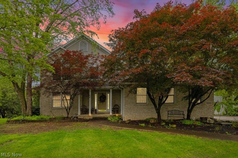 6962 Mapleridge Circle, Canton, OH, 44718