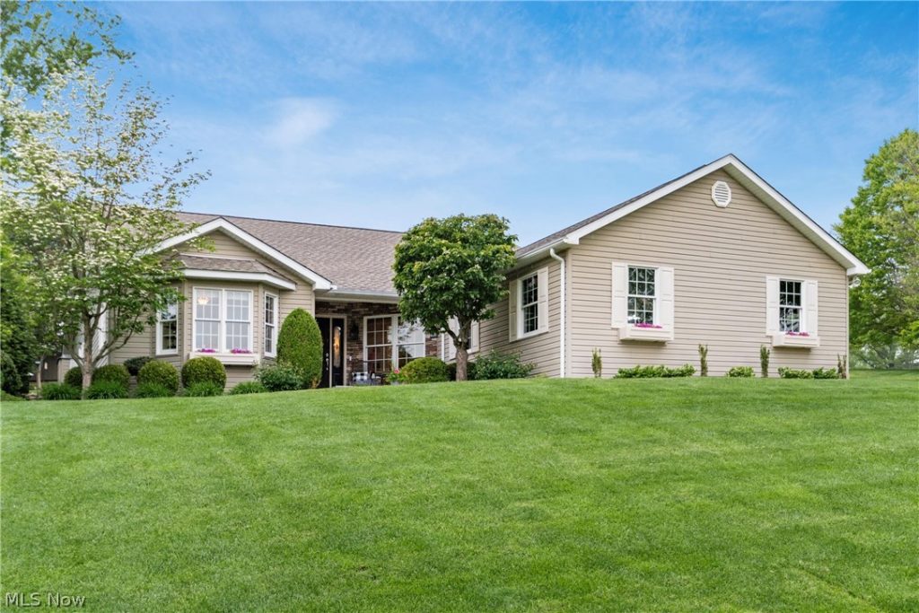 2770 Ash Meadows Boulevard, Zanesville, OH