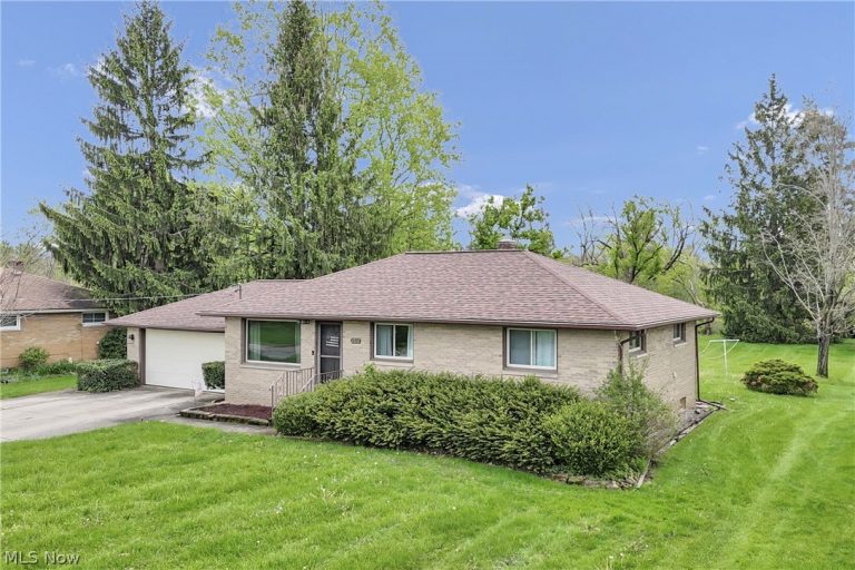 2822 Joseph Parkway, Brunswick, OH - Photo 4
