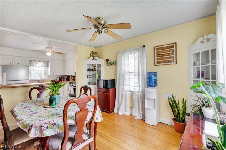 59 Clifton Drive, Boardman, OH - Photo 6
