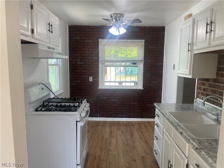 4423 141st Street, Cleveland, OH - Photo 5
