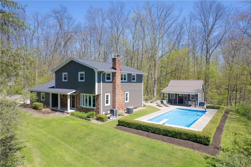 7955 Deerbrook Drive, Novelty, OH