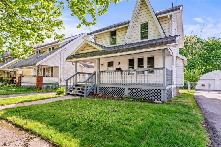 1282 Neptune Avenue, Akron, OH - Photo 3