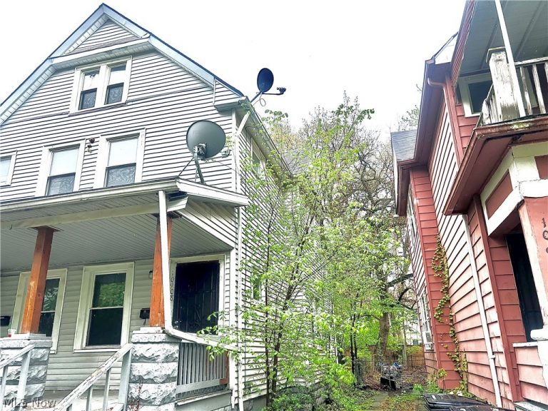 10908 Tacoma Avenue, Cleveland, OH - Photo 2