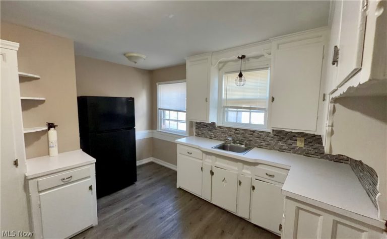 3638 Lindholm Road, Shaker Heights, OH - Photo 4