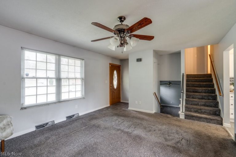 3277 Longwood Drive, Norton, OH - Photo 6