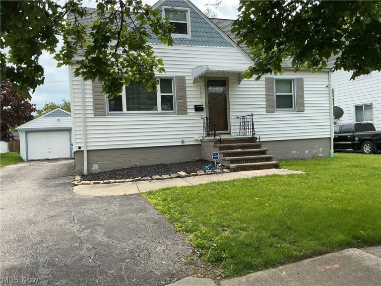 168 Henry Street, Bedford, OH - Photo 3