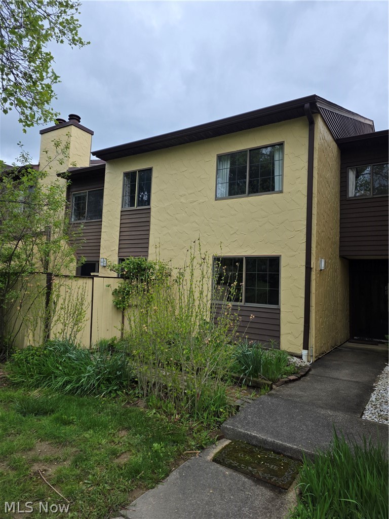 879 Hampton Ridge Drive, Akron, OH, 44313