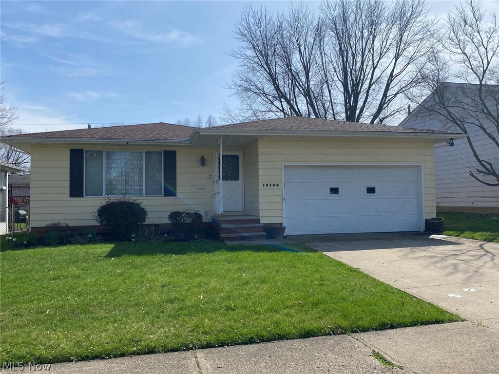 14144 Lisa Drive, Maple Heights, OH