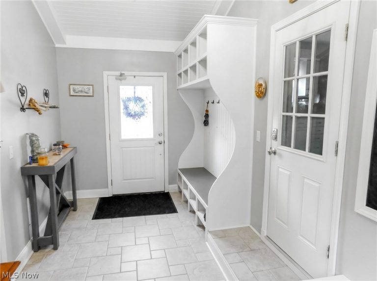 774 Eastwood Street, Geneva, OH - Photo 6