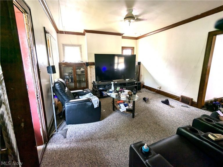 17812 Park Drive, Cleveland, OH - Photo 5