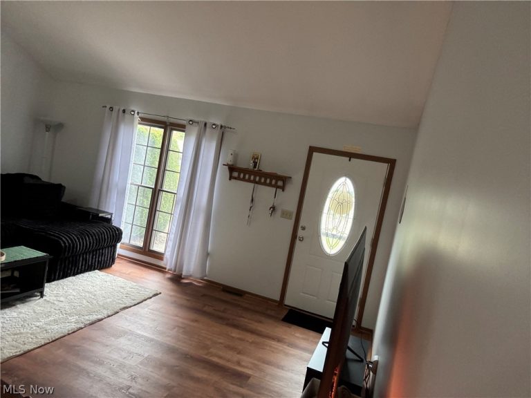 1621 Westhampton Drive, Youngstown, OH - Photo 5
