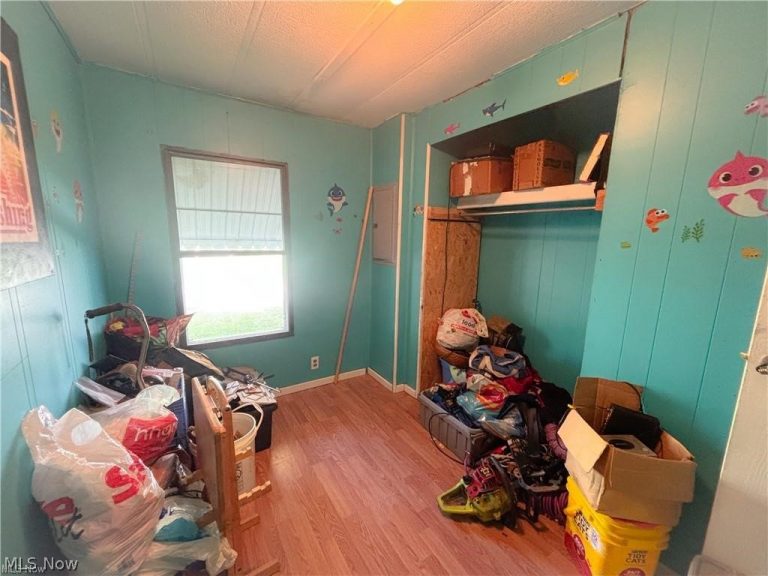57 Redwood Drive, Beloit, OH - Photo 6
