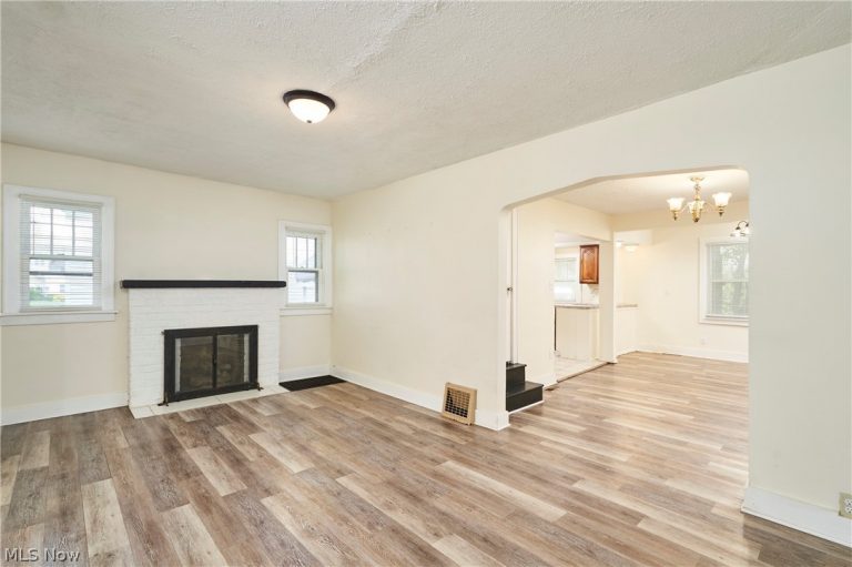 2747 3rd Street, Cuyahoga Falls, OH - Photo 8