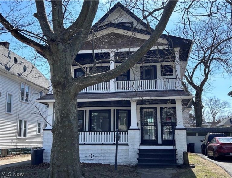 13412 Graham Road #Up, East Cleveland, OH, 44112