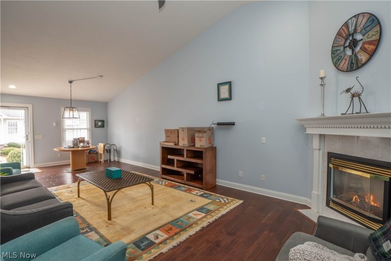 3301 Sumser Street, North Canton, OH - Photo 6