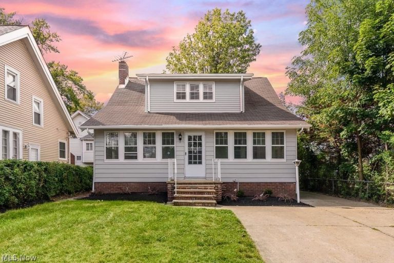 18119 Lake Shore Boulevard, Cleveland, OH, 44119