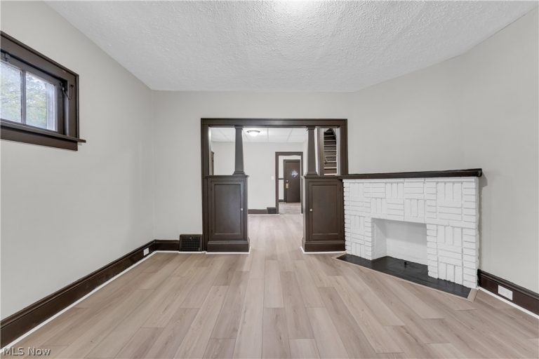 1144 145th Street #2/Left, Cleveland, OH - Photo 5