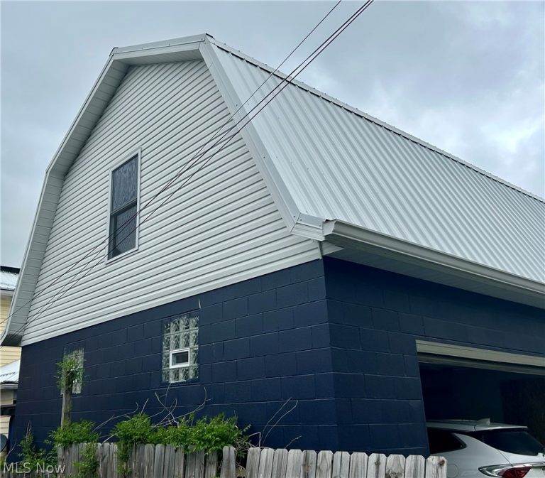 820 Commerce Street, Wellsburg, WV - Photo 2