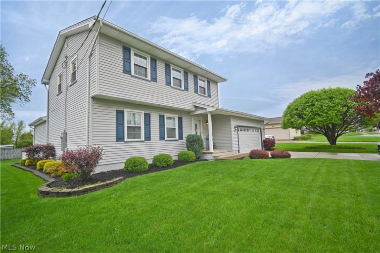5618 London Drive, Austintown, OH - Photo 2