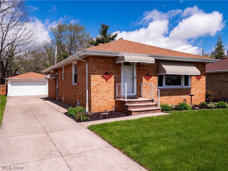 12305 Eastwood Boulevard, Garfield Heights, OH - Photo 4