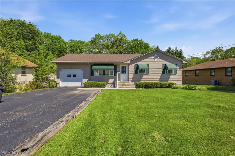 3531 Shirley Road, Youngstown, OH - Photo 3