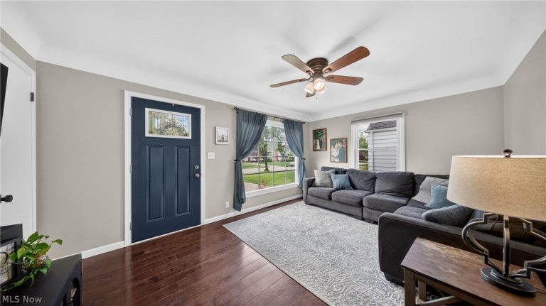 16168 Brinbourne Avenue, Middleburg Heights, OH - Photo 3