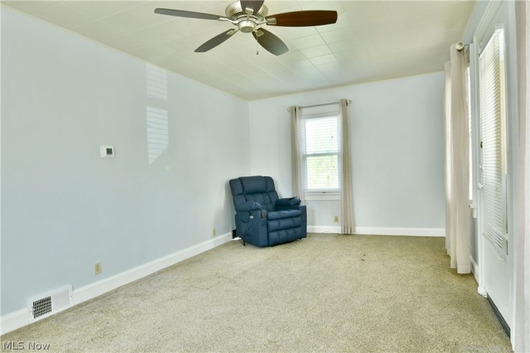 406 McDonald Avenue, McDonald, OH - Photo 8