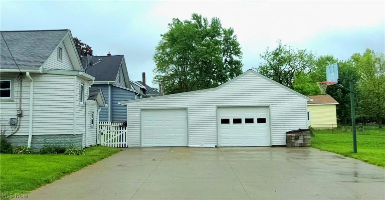 821 Cleveland Road, Ravenna, OH - Photo 4
