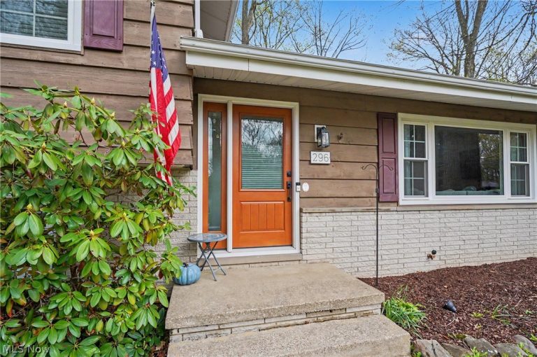 296 Willson Avenue, Tallmadge, OH - Photo 4