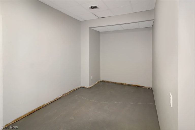 74 Jefferson Street, Port Clinton, OH - Photo 3