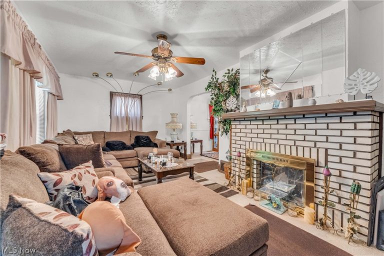 1533 195th Street, Euclid, OH - Photo 6