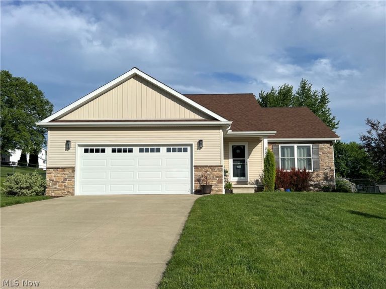 2918 Standish Avenue, Canton, OH, 44706