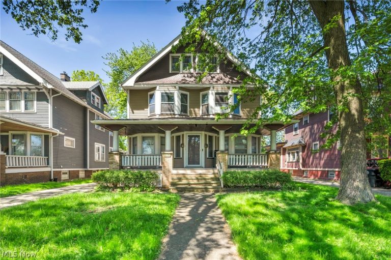 3032-3034 West Boulevard, Cleveland, OH, 44111