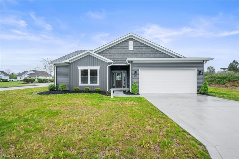 649 Southbay Drive, Wadsworth, OH, 44281