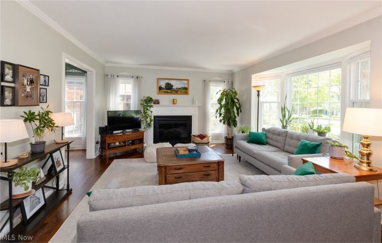 3655 Traver Road, Shaker Heights, OH - Photo 5
