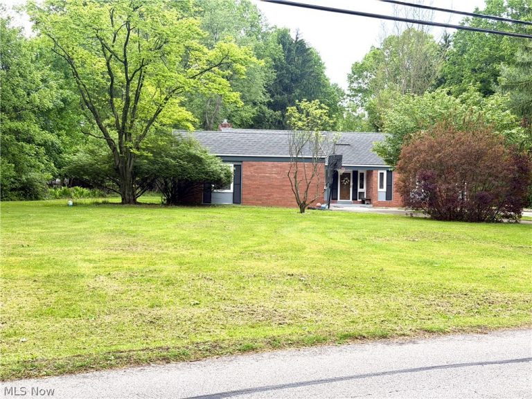 568 Northlawn Drive, Youngstown, OH - Photo 4