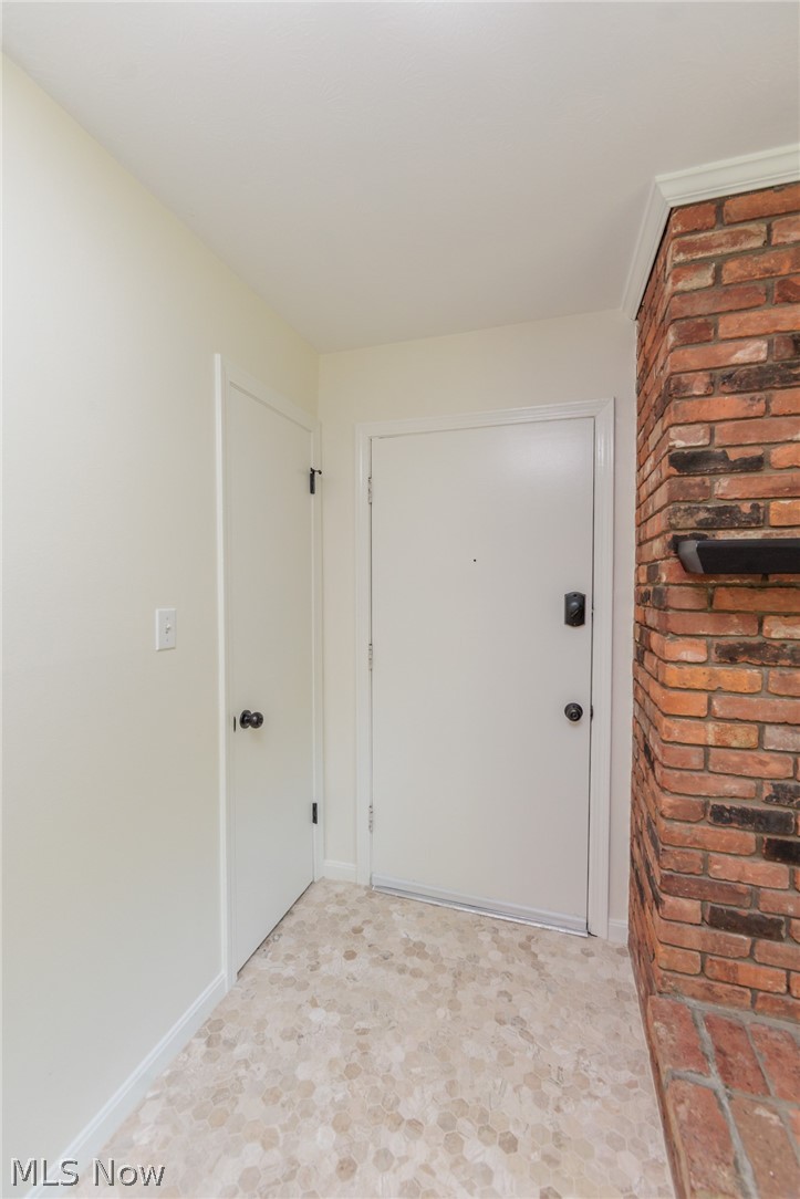 6920 Carriage Hill Drive #103, Brecksville, OH - Photo 3