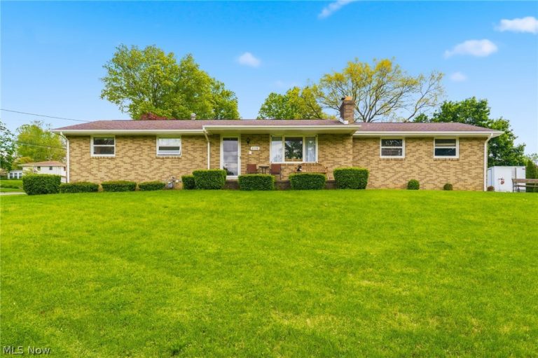 2148 Clearview Street, Massillon, OH, 44646