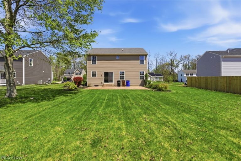 3286 Hidden Brook Drive, Ravenna, OH - Photo 3
