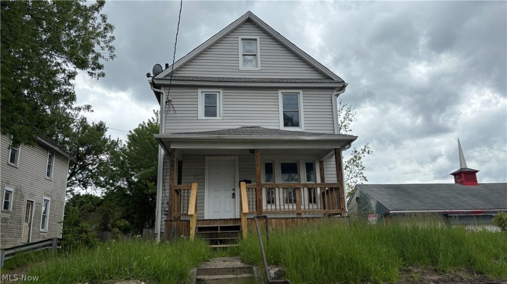 750 Brown Street, Akron, OH
